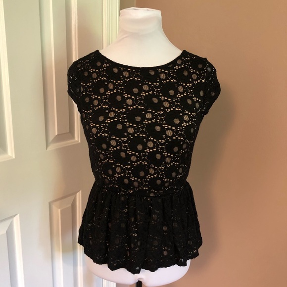 Francesca's Collections Tops - Francescas Alya l Black Lace Lined Peplum Top